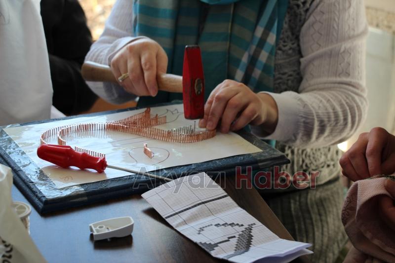 Özel anneler evlat nöbetinde el sanatları öğreniyor