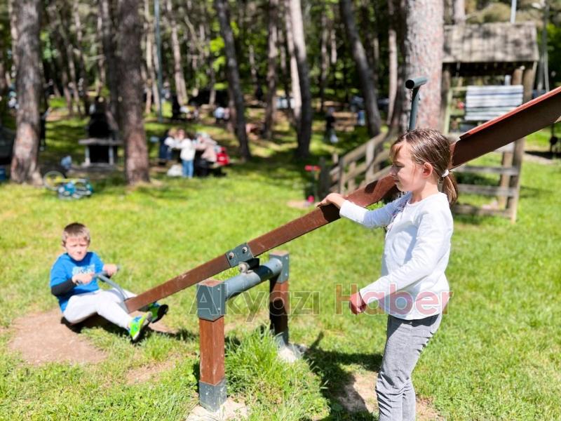 İl Ormanı Tabiat Parkı ziyaretçi akınına uğradı