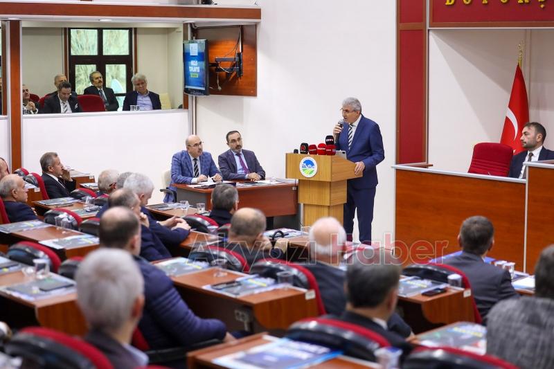 Başkan Ekrem Yüce meclisten seslendi