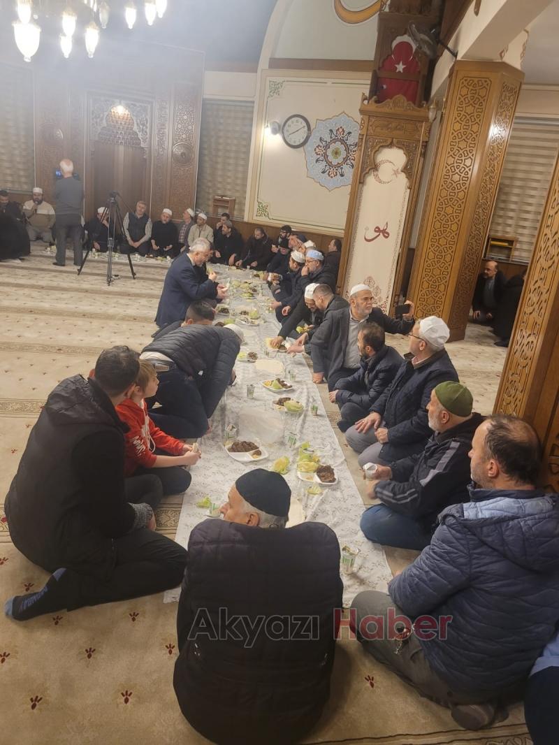 Akyazı da çiğ köfte bahane meşk gecesi şahane programı