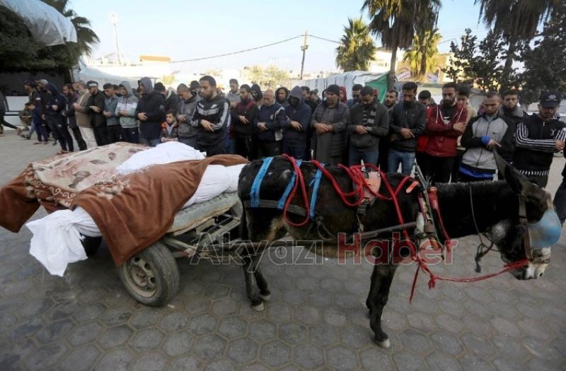 İsrail yine sivilleri vurdu