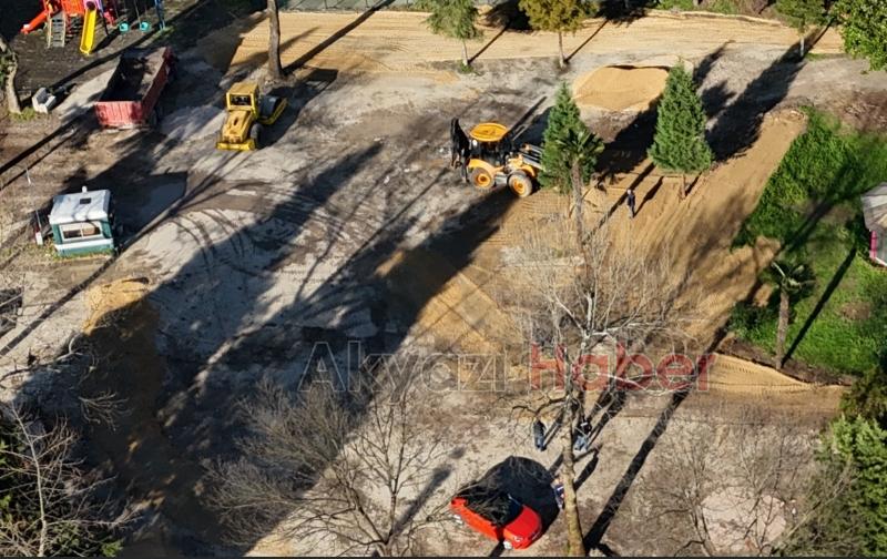 Akyazı Merkez Aile Parkı belediye tarafından otoparka dönüştürüldü