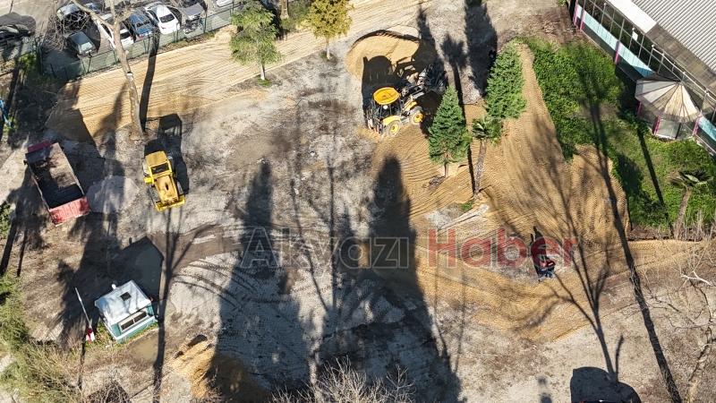 Akyazı Merkez Aile Parkı belediye tarafından otoparka dönüştürüldü