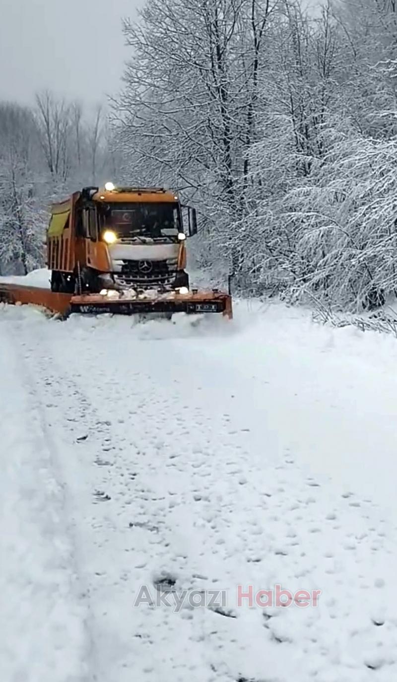 Sakarya’nın yüksek kesimlerine kar ile gelen güzellik