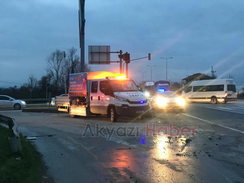 Kavşakta çarpıştılar 1 yaralı