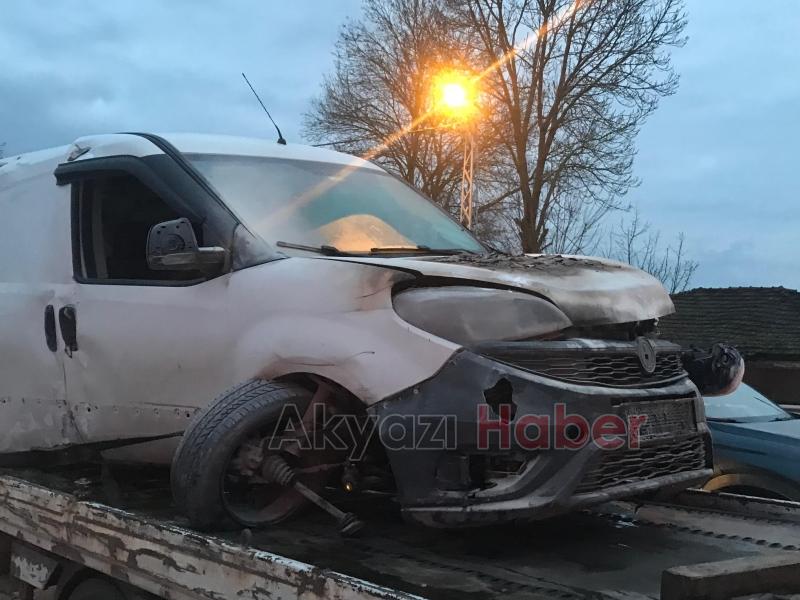 Kavşakta çarpıştılar 1 yaralı