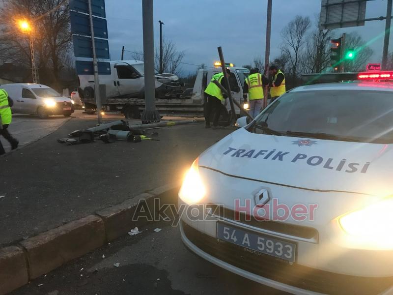 Kavşakta çarpıştılar 1 yaralı