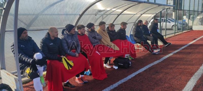 As Akyazıspor galibiyeti koruyamadı