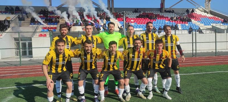 As Akyazıspor galibiyeti koruyamadı