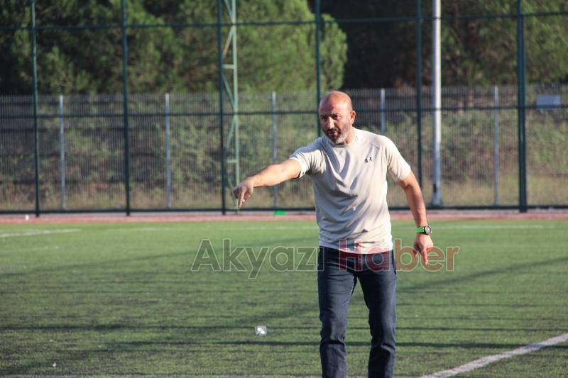 Lider As Akyazıspor da Mehmet Kama ile yollar ayrıldı