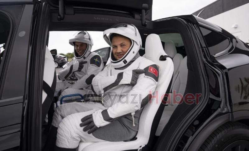 Türkiye'nin ilk uzay yolculuğundan tarihi kareler