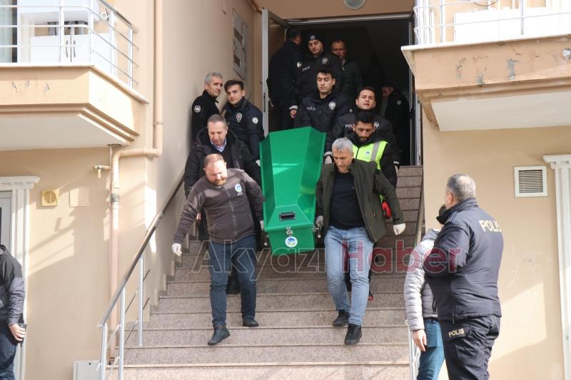 Komiser cinnet geçirdi: 3 ölü, 1 yaralı