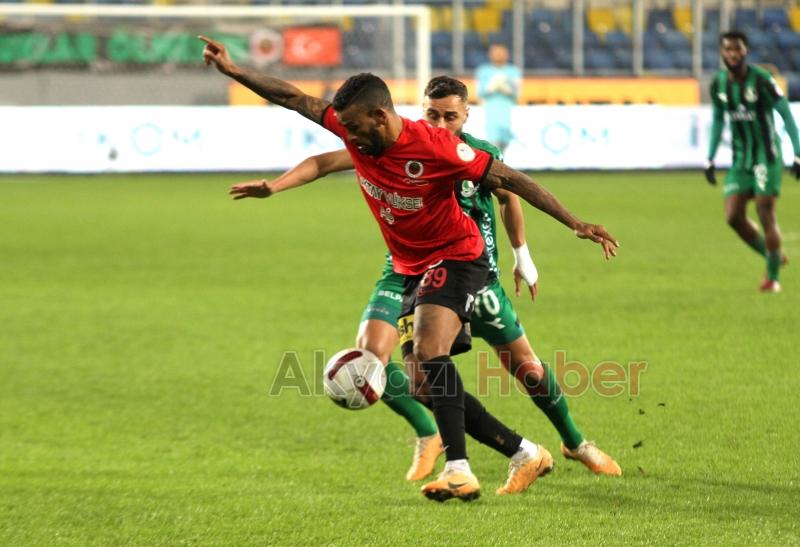 Gençlerbirliği 3 Sakaryaspor 1