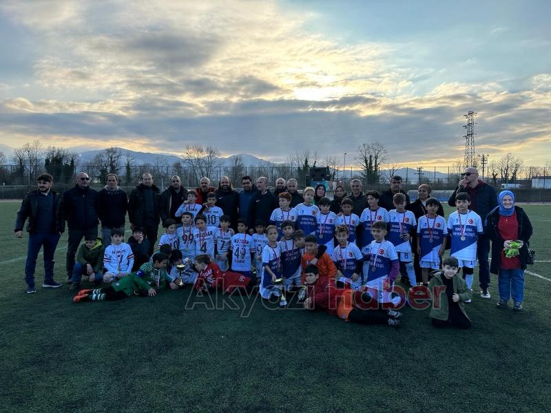 Özer Turgut Futbol Turnuvası Nefesleri Kesti