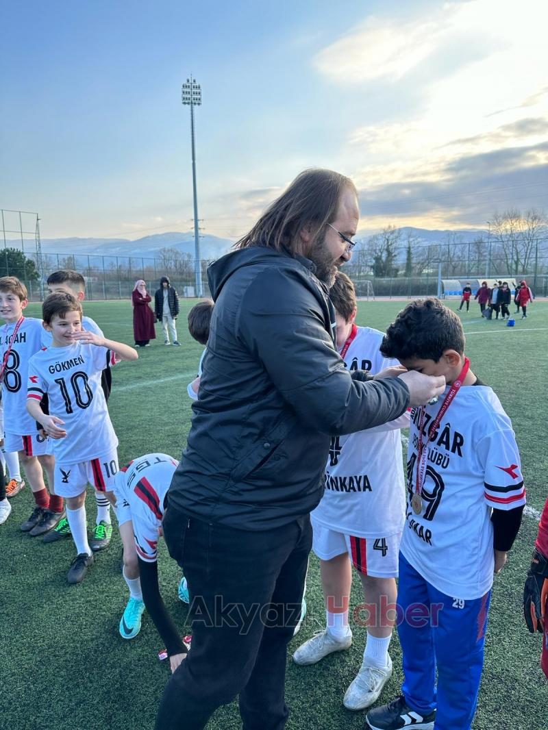 Özer Turgut Futbol Turnuvası Nefesleri Kesti