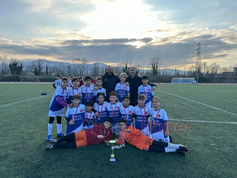 Özer Turgut Futbol Turnuvası Nefesleri Kesti