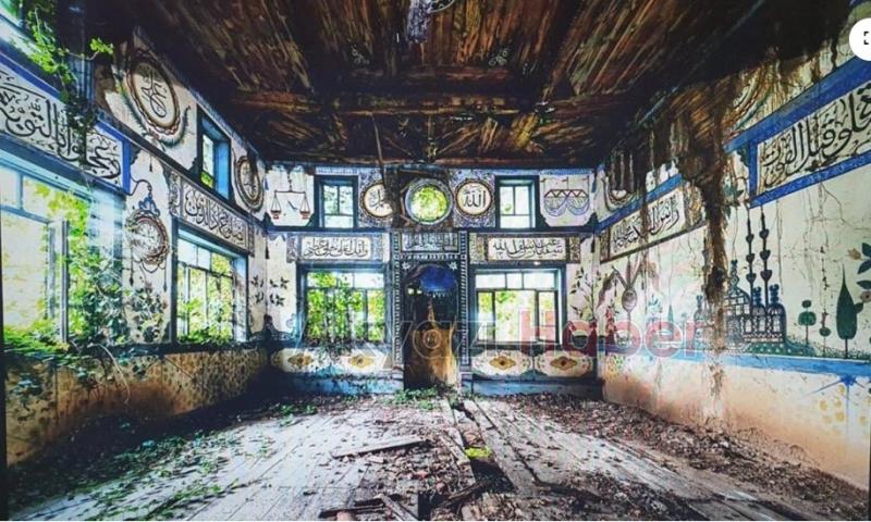 Başkan Altuğ: Tarihi camii yıkılmak üzere.