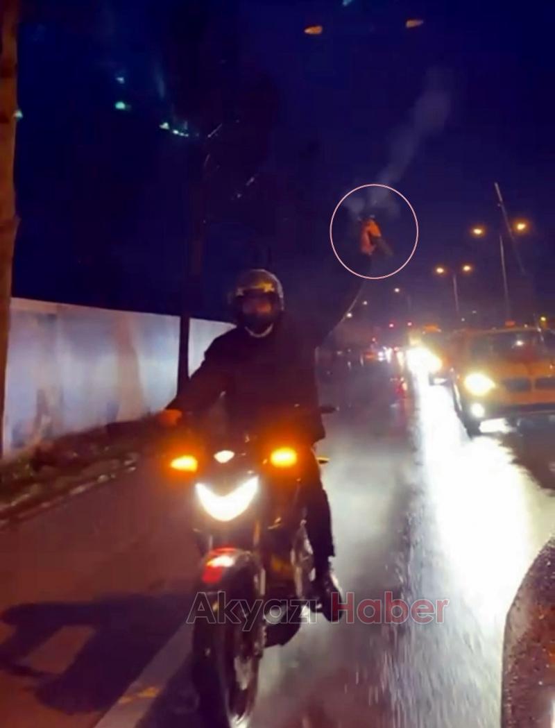 Düğün konvoyundaki trafik magandası kamerada