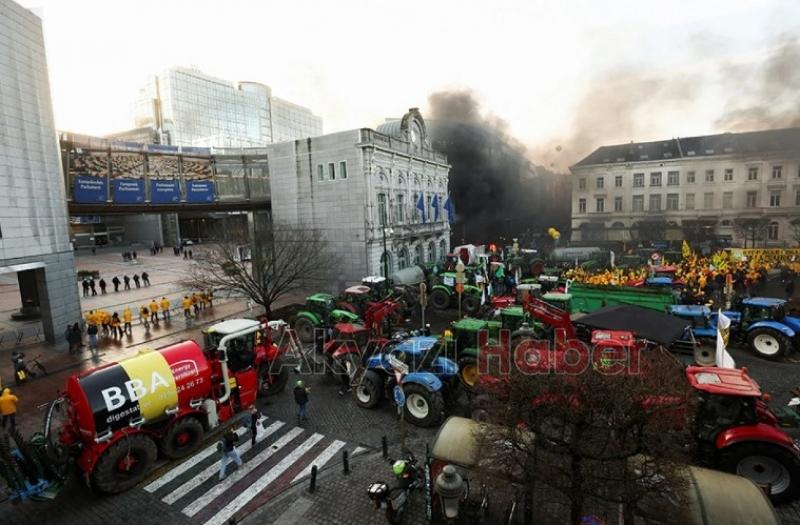 Çiftçiler, Brüksel'de ortalığı savaş alanına çevirdi