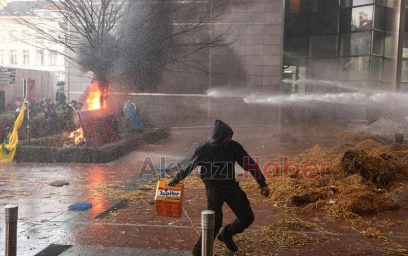 Çiftçiler, Brüksel'de ortalığı savaş alanına çevirdi