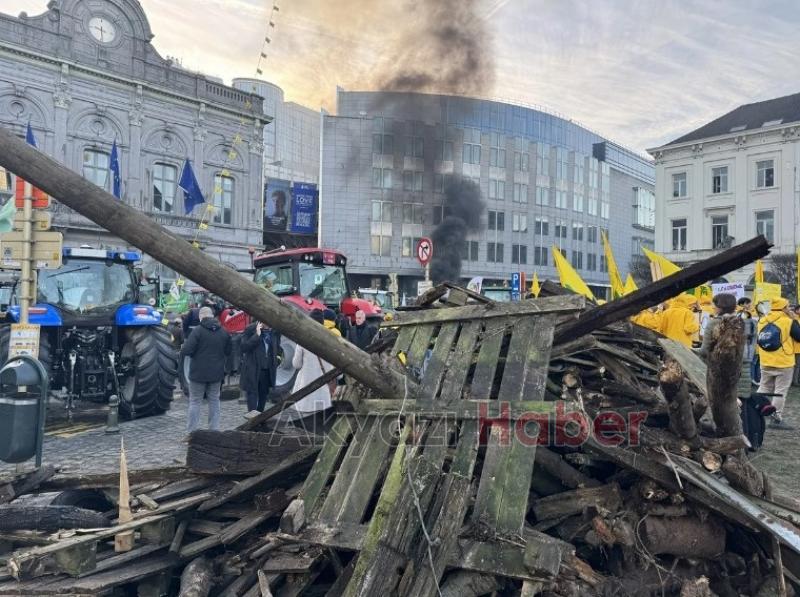 Çiftçiler, Brüksel'de ortalığı savaş alanına çevirdi