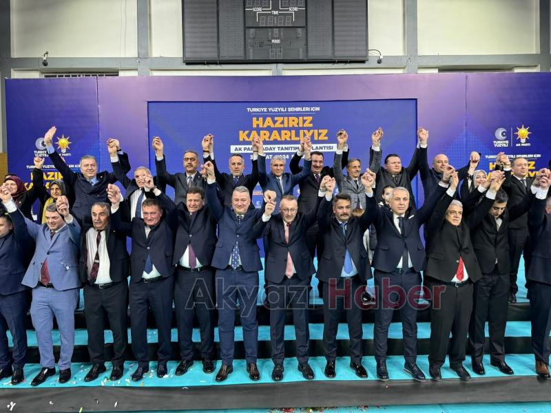 AK Parti'de coşkulu aday tanıtımı