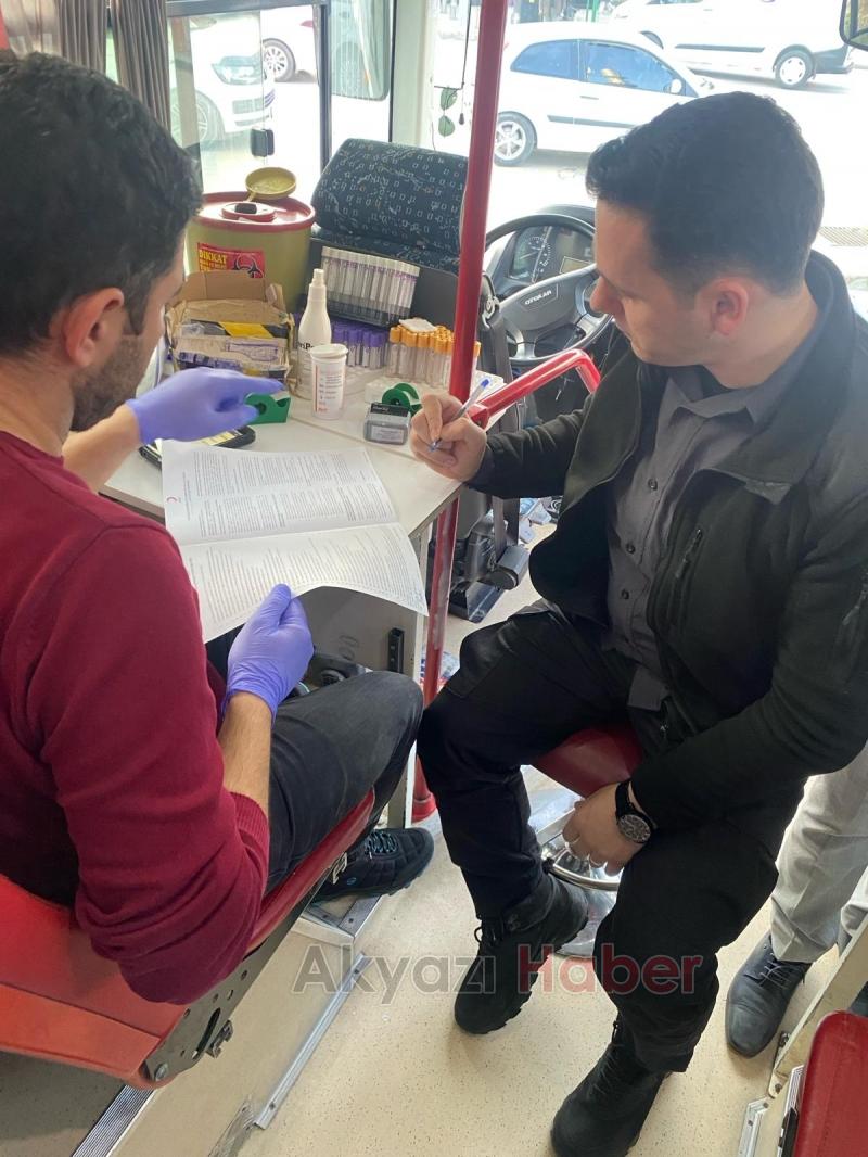 Başsavcı Hüseyin Aşık Kızılay'a 36. kan bağışını yaptı