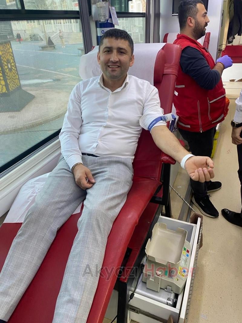 Başsavcı Hüseyin Aşık Kızılay'a 36. kan bağışını yaptı