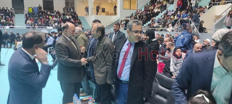 Gün Doğmadan tiyatro oyunu Akyazıda büyük ilgi gördü