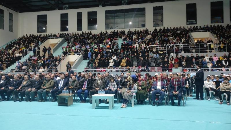 Gün Doğmadan tiyatro oyunu Akyazıda büyük ilgi gördü