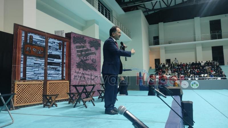 Gün Doğmadan tiyatro oyunu Akyazıda büyük ilgi gördü