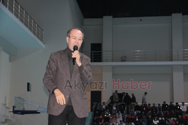 Gün Doğmadan tiyatro oyunu Akyazıda büyük ilgi gördü