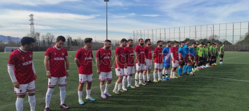 Akyazı da dokuz gollü maçta kazanan ev sahibi Kuzulukspor oldu 