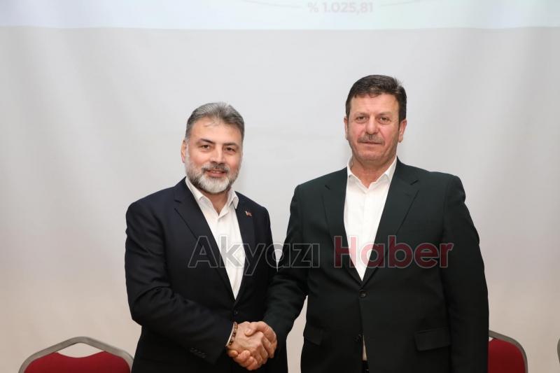 Akyazı Belediyesi’nde toplu sözleşme sevinci