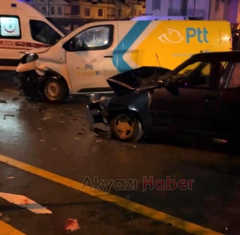 Kargo aracıyla çarpışan otomobil hurdaya döndü