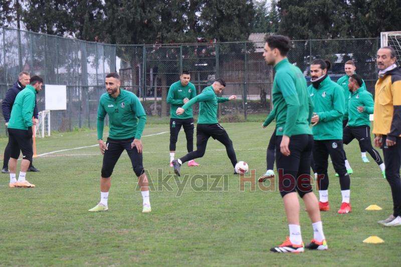 Sakaryaspor  Eyüpspor mesaisinde