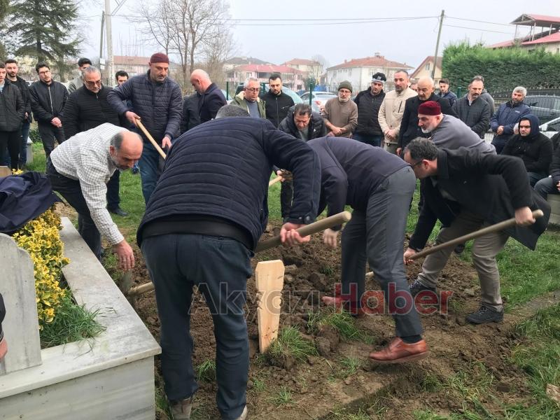 Hava Öztürk defnedildi