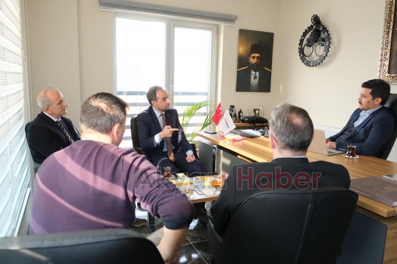 Ömer Abdullah Ayhan ve Aytaç Çakıroğlu Sakarya Haber'i ziyaret etti