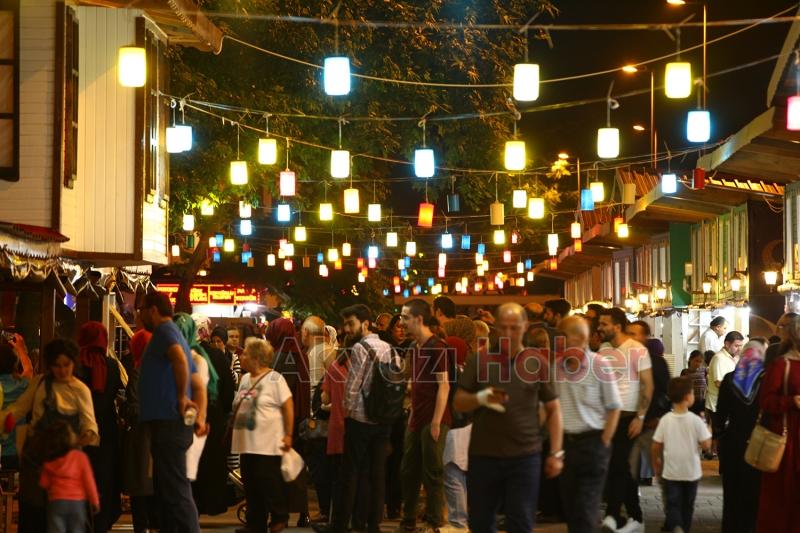 Sakarya'da Ramazan Sokağı kapılarını açıyor