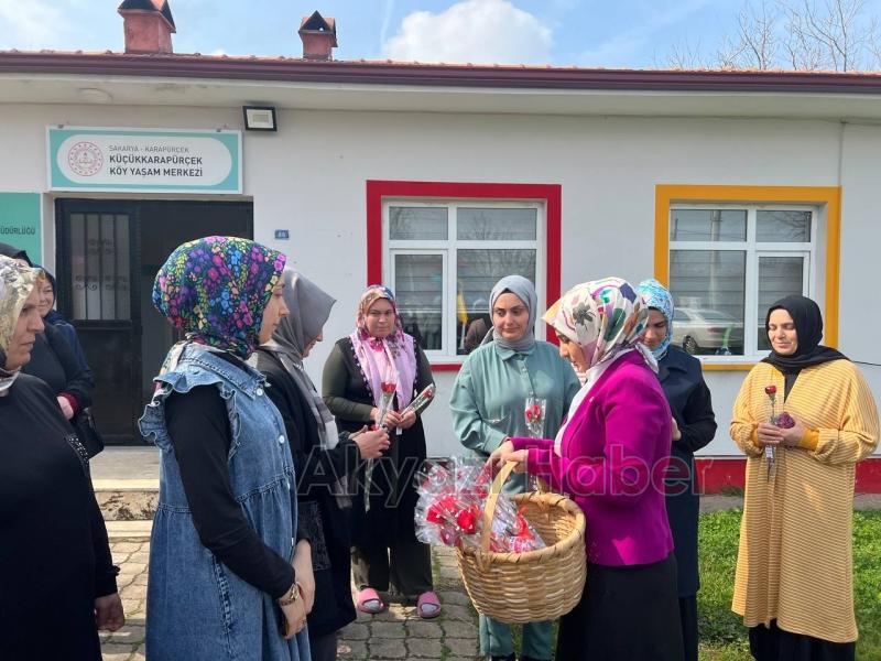 Kaymakam Kılıç, şehit kadınlar anısına kiraz ağacı fidanı dikti