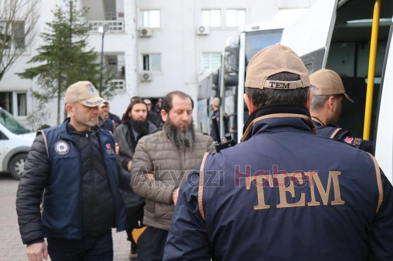 Sakarya dahil 75 ilde operasyon yüzlerce silah ele geçirildi