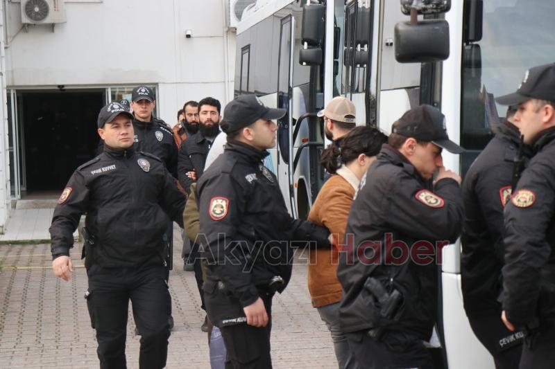 Sakarya dahil 75 ilde operasyon yüzlerce silah ele geçirildi