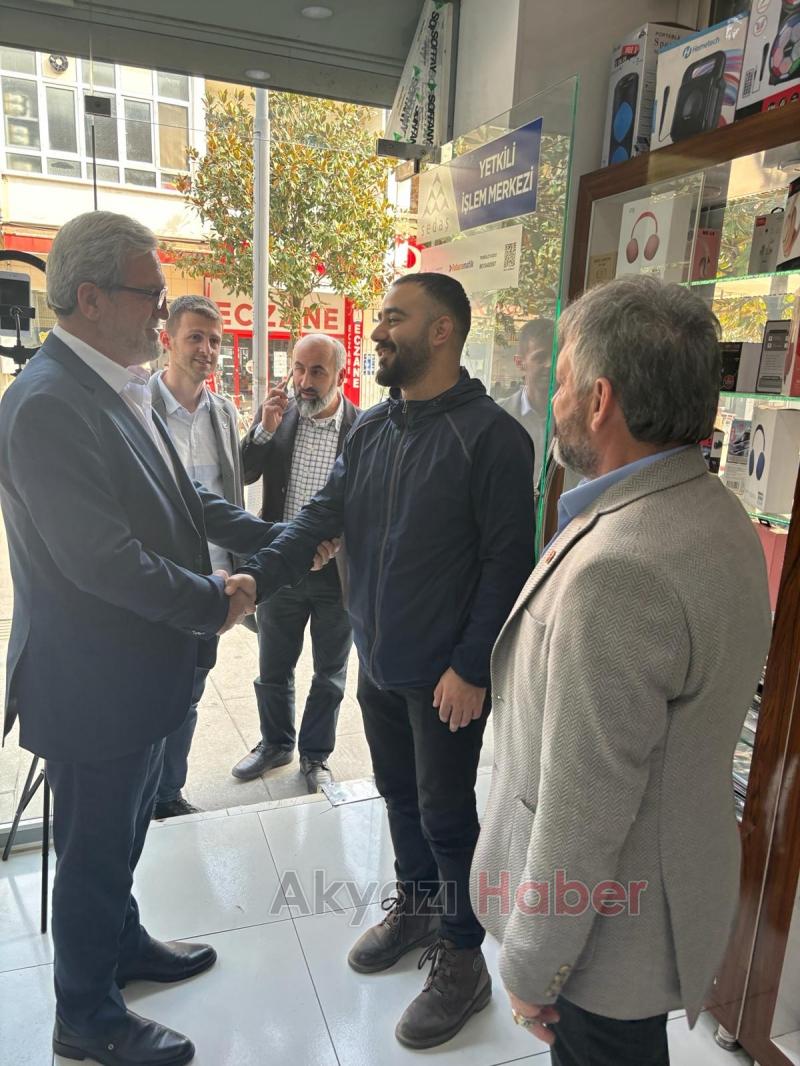 Hasan Akcan esnaf ve vatandaşın Ramazan ayını kutladı