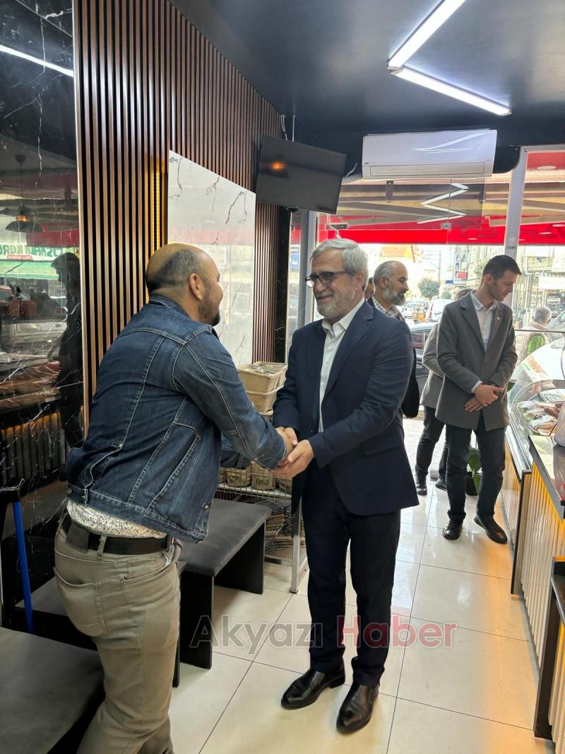 Hasan Akcan esnaf ve vatandaşın Ramazan ayını kutladı