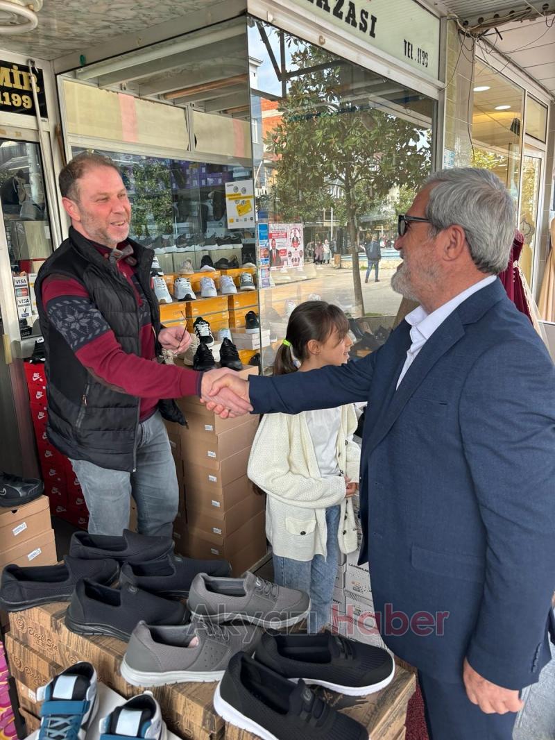 Hasan Akcan esnaf ve vatandaşın Ramazan ayını kutladı