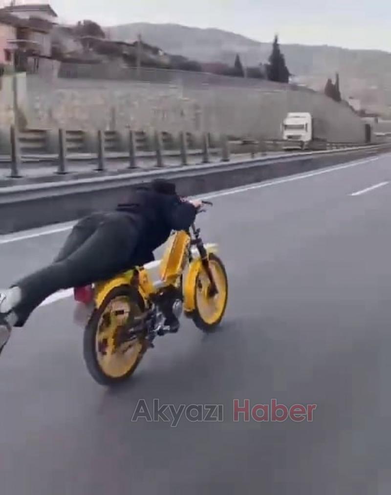 Ölüme davetiye çıkardı