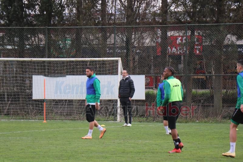 Sakaryaspor Altay maçının hazırlıklarına devam ediyor