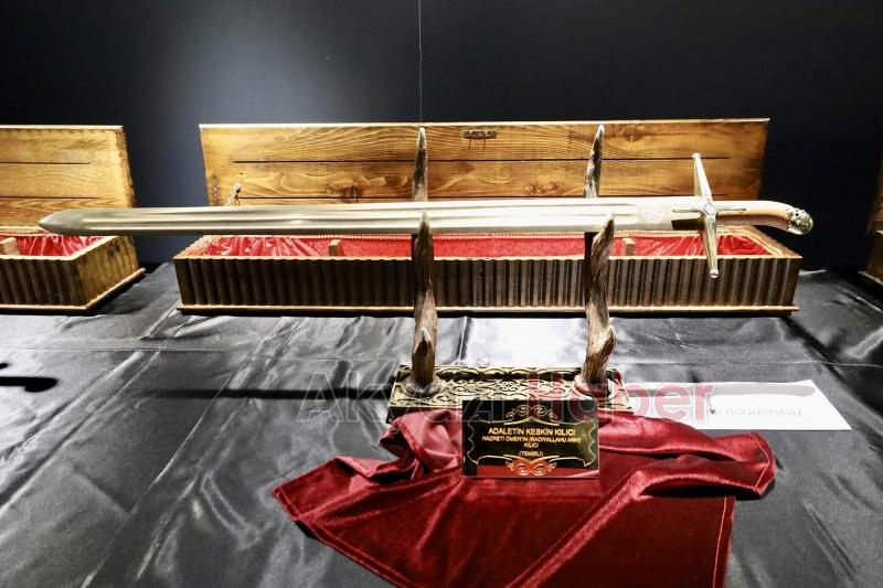 Hz. Muhammed’e ait eşyalar Sakarya'da Görenler duygulandı