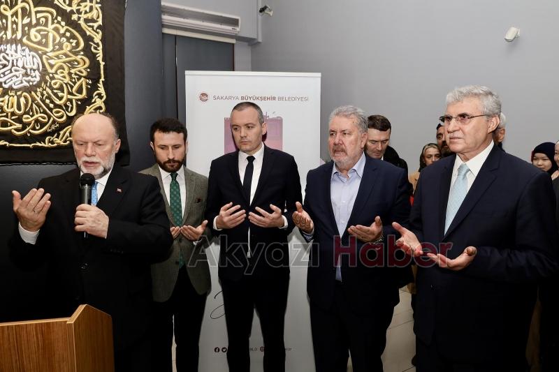 Hz. Muhammed’e ait eşyalar Sakarya'da Görenler duygulandı