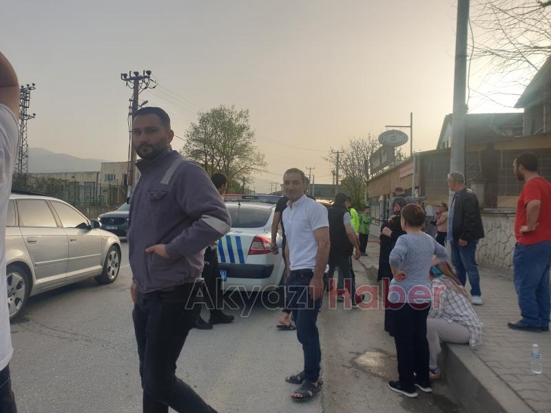 Motosiklet ile ticari taksi çarpıştı